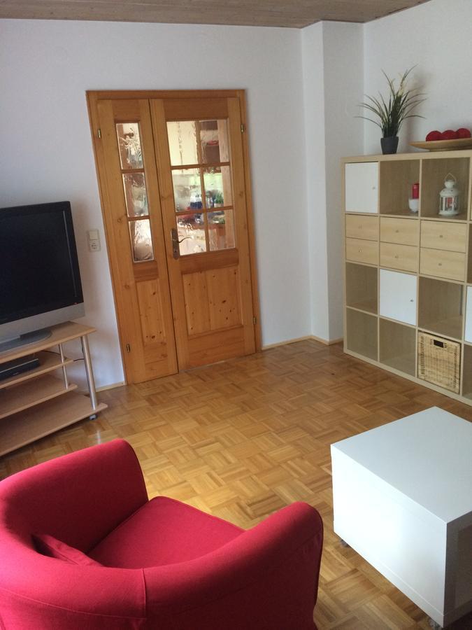 Ferienwohnung Im Gruenen Illschwang Ngoại thất bức ảnh