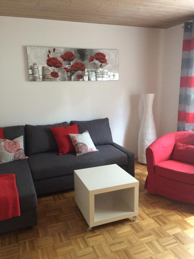 Ferienwohnung Im Gruenen Illschwang Ngoại thất bức ảnh